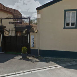 Ensemble immobilier idéal résidence principale / maison d'hôtes
