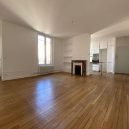 A VENDRE REIMS Appartement de standing proche Cathédrale Type 4