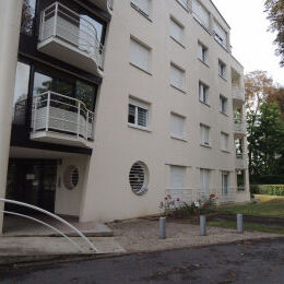 REIMS- AVENUE D'EPERNAY-