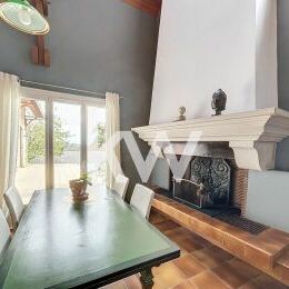 Maison de 6 pices (190 m)  vendre