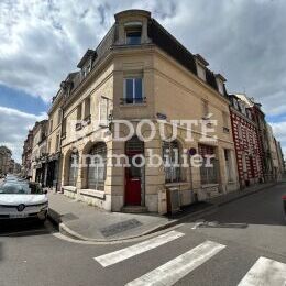 A LOUER LOCAL COMMERCIAL HYPER CENTRE REIMS 96m2