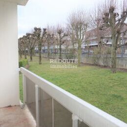 Appartement 3 chambres avec balcon  vendre  Tinqueux