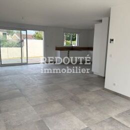 A VENDRE A TINQUEUX MAISON DE T7 AVEC GARAGE ET JARDIN CLOS