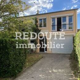 Maison  F7 avec double Garage et jardin clos au calme