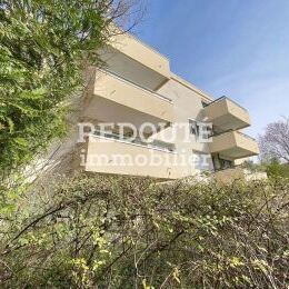 REIMS : appartement de 5 pi�ces / balcon / garage double /cave