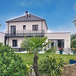 EXCLUSIVITE GUEUX - Maison type 7, jardin et garage