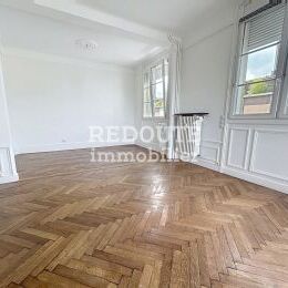 Appartement 4 pi�ces lumineux, balcon box-Reims Cath�drale