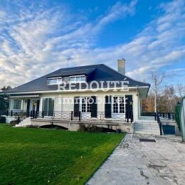 A VENDRE - FERE EN TARDENOIS - MAISON FAMILIALE DE 10 PIECES