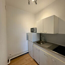 REIMS- BD HENRI VASNIER / POMMERY