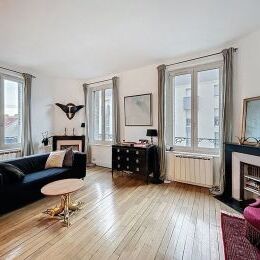 A VENDRE - APPARTEMENT T4 - PROCHE PLACE LUTON