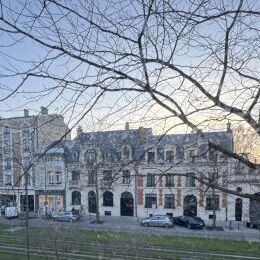 � vendre : appartement bourgeois situ� au c�ur du centre-ville de Reims.