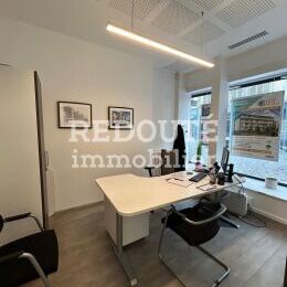 LOCAL COMMERCIAL / BUREAU A LOUER REIMS CENTRE environ 77m2