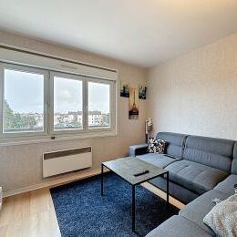 A VENDRE - APPARTEMENT de type 2 avec Parking et Cave