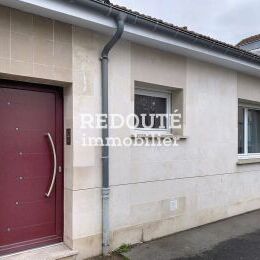 Maison plain-pied (climatis�e) de type 4 pr�te � vivre avec bel ext�rieur, proche toutes commodit�s et centre ville.