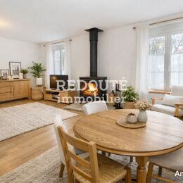 Maison 6 pi�ces familiale avec cour et jardin - Reims Rosnay