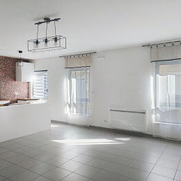 REIMS PROX PISCINE GARE