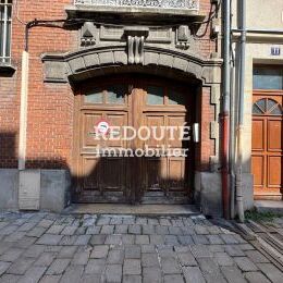 A VENDRE - REIMS - Docteur THOMAS - GARAGE AVEC DEPENDANCES