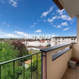 A VENDRE - APPARTEMENT TYPE 4 AVEC BALCON ET GARAGE FERM�
