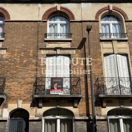 A VENDRE APPARTEMENT EN BON ETAT AVEC TERRASSE PROCHE GARE ET CENTRE VILLE