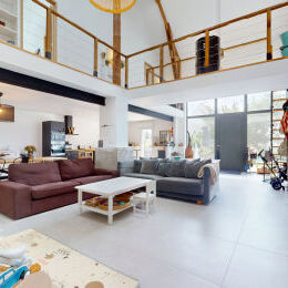 PROCHE REIMS - PRUNAY - GRANGE R�NOV�E - 4 CHAMBRES - JARDIN