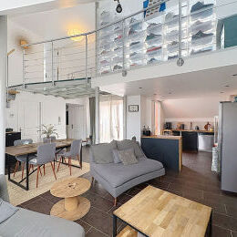 Proche GARE - RARE Duplex 76.60 m2