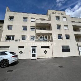 � VENDRE - Ensemble de bureaux d'environ 350 m� avec parkings privatifs - REIMS
