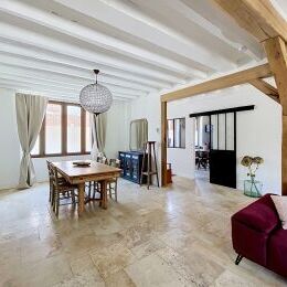 Maison 150m2 avec d�pendances, village viticole Proche Epernay.