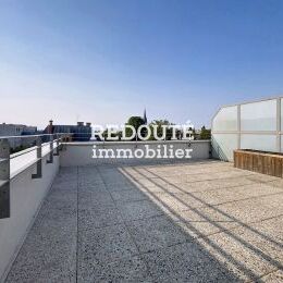 A VENDRE REIMS 51100 : APPARTEMENT T 4 DERNIER ETAGE / TERRASSE / BALCON / PARKING ET CAVE CENTRE VILLE
