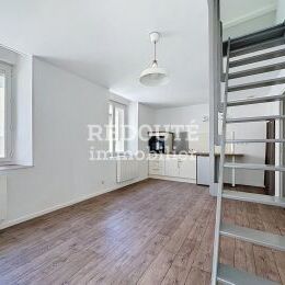 LUTON - APPARTEMENT DE TYPE AVEC JARDIN ET DEPENDANCE