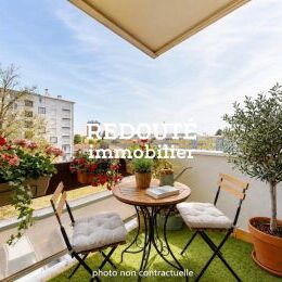 A VENDRE APPARTEMENT T4 A TINQUEUX - BALCON PLACE DE PARKING