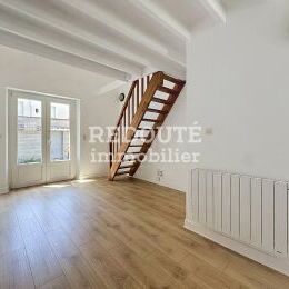 APPARTEMENT DE TYPE 2 EN DUPLEX AVEC JARDIN ET DEPENDANCE