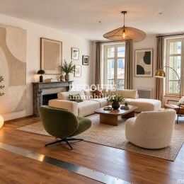 CHARME DE L'ANCIEN & R�NOVATION CONTEMPORAINE - HYPER CENTRE