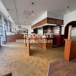 LOCAL COMMERCIAL � LOUER - CENTRE-VILLE - SANS PAS-DE-PORTE