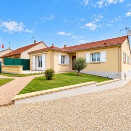 � VENDRE - MAISON INDIVIDUELLE DE 170 m� AVEC D�PENDANCE - MATOUGUES
