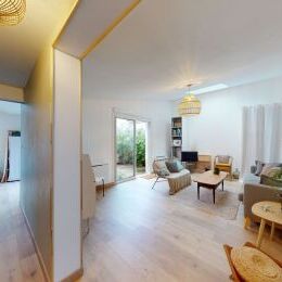 A VENDRE : SECTEUR JAMIN - CARTERET - Un appartement de type 4.