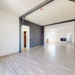 A VENDRE - SECTEUR LESAGE A REIMS-APPARTEMENT DE TYPE 4 AVEC DEUX CHAMBRES