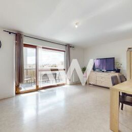 A VENDRE / APPARTEMENT AVEC TERRASSE ET GARAGE BOX -REIMS