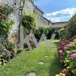 A VENDRE A REIMS PROCHE CENTRE VILLE MAISON F8 AVEC JARDIN