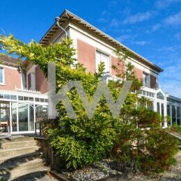 A VENDRE PROPRIETE D'EXCEPTION - 20 MINS DE REIMS- Axe Reims/Rethel