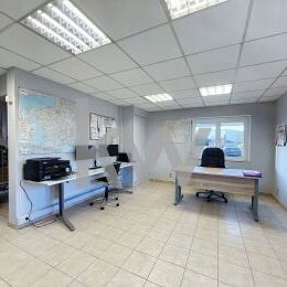 Local d'Activité SEDAN environ 280 m2