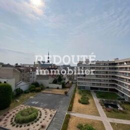 GRAND APPARTEMENT 3 PIÈCES en parfait état ( vendu loué) en résidence avec ascenseur et gardien, proche centre ville.