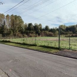 BLOQUET - Terrain à bâtir (1202m2) à COURVILLE