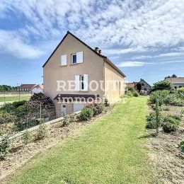 A VENDRE - Maison et btiment - LA NEUVILLE  AUX LARRIS