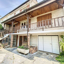 Maison AY 6 pice(s)