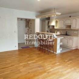 APPARTEMENT 4 PICES AVEC BALCON