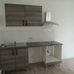 REIMS- RUE DE LA NEUVILETTE